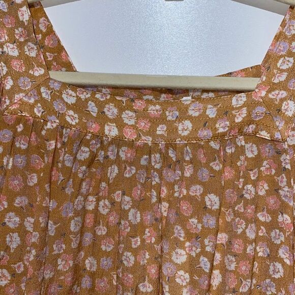 Lauren Conrad Women's Floral Tan Square Neck Peasant Blouse Top Size Large NWT - Picture 4 of 11